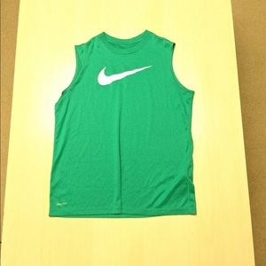 Boy’s Green No sleeve